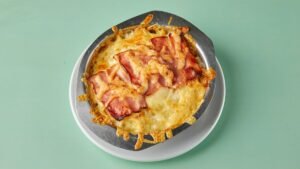 Καρμπονάρα Φούρνου